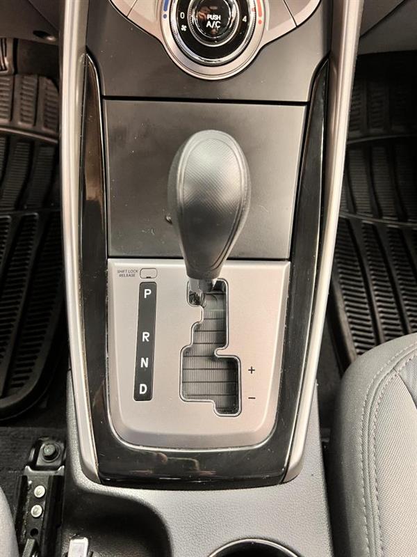 hyundai Elantra 2013 - 18