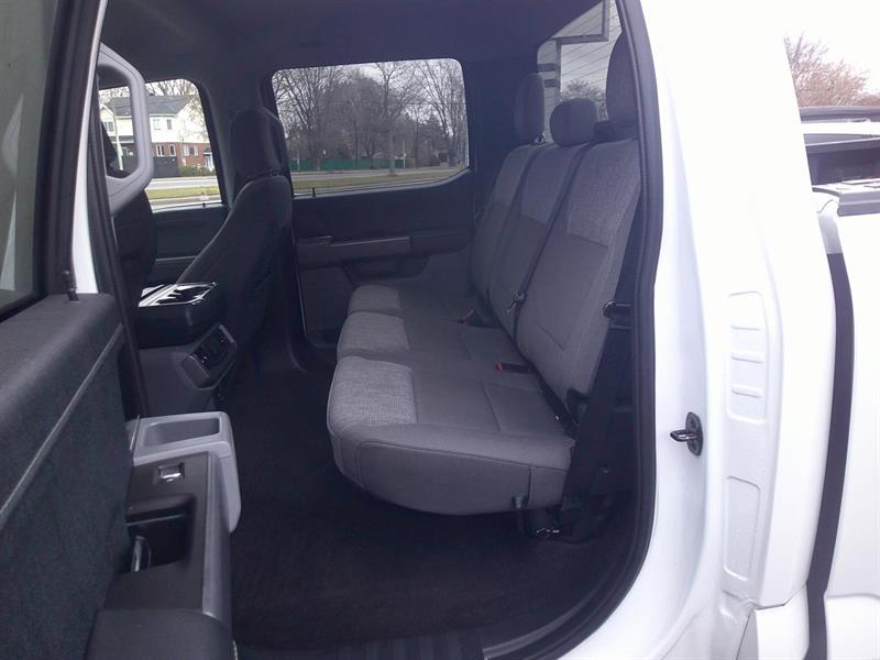 ford F-150 Lightning 2022 - 13