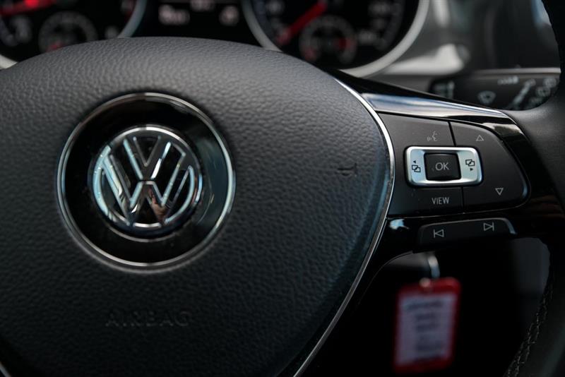 volkswagen Golf 2021 - 13