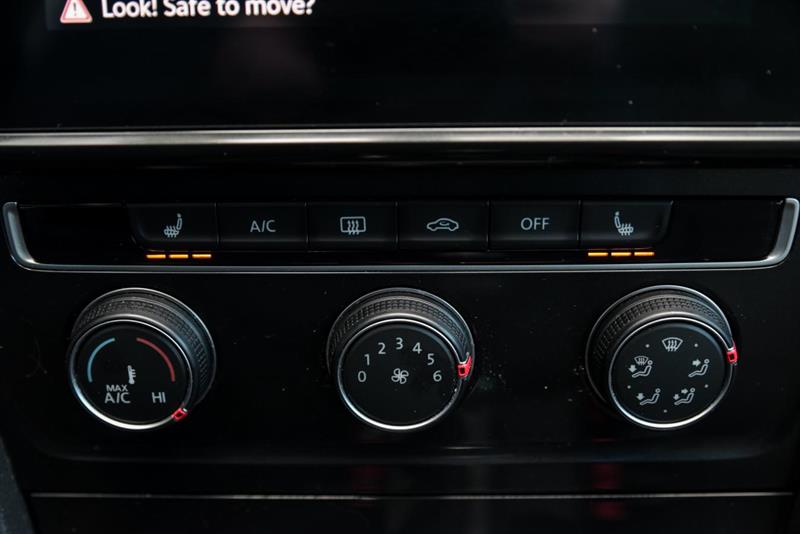 volkswagen Golf 2021 - 18