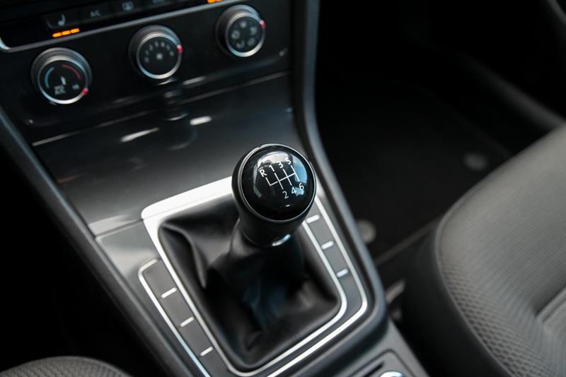 volkswagen Golf 2021 - 19