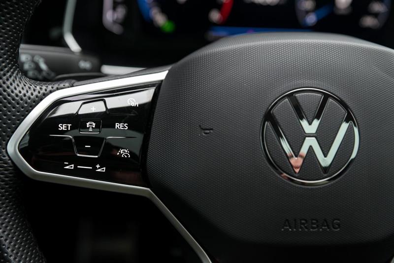 volkswagen Jetta GLI 2023 - 14