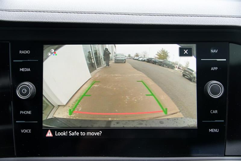 volkswagen Jetta GLI 2023 - 17