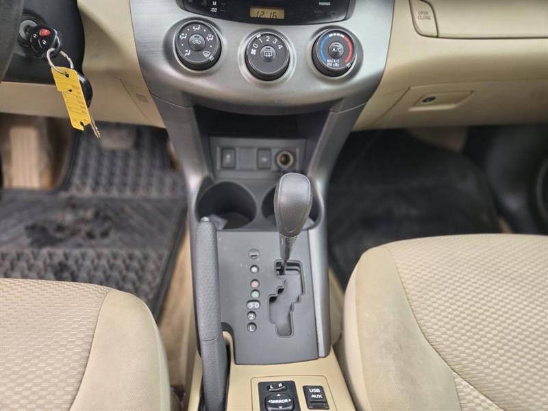 toyota RAV4 2012 - 16