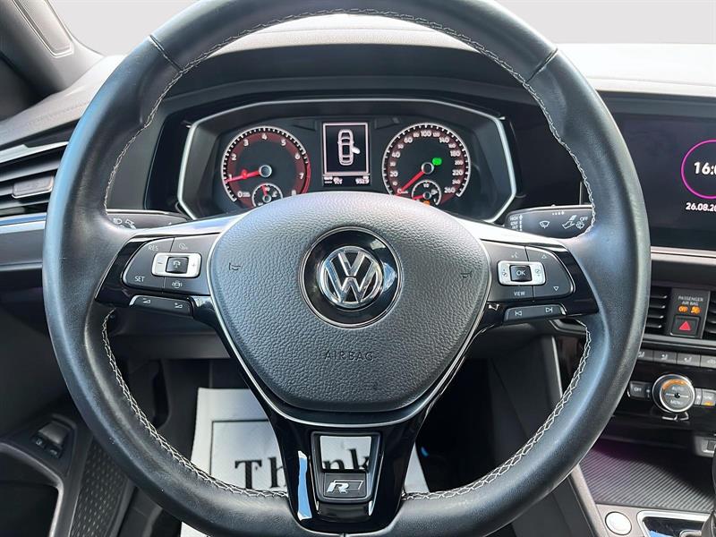 volkswagen Jetta 2021 - 19