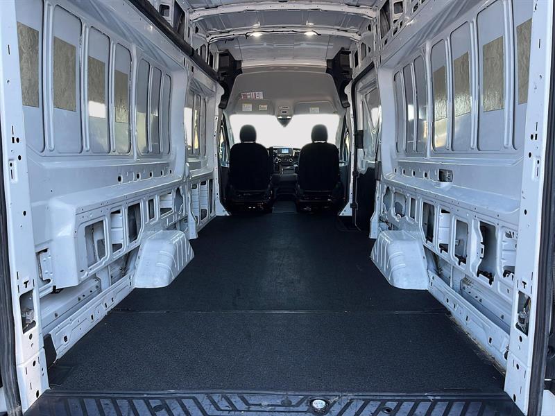 ford Transit 2023 - 28