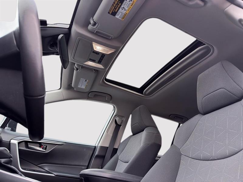 toyota RAV4 2022 - 18