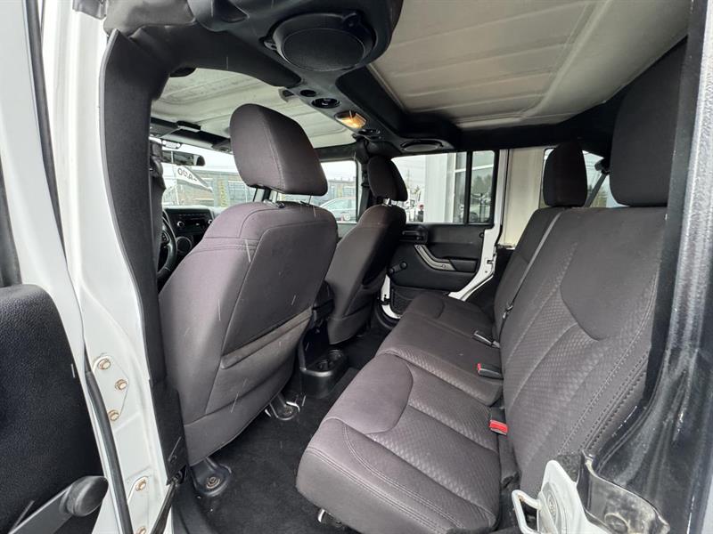 jeep Wrangler 2013 - 22