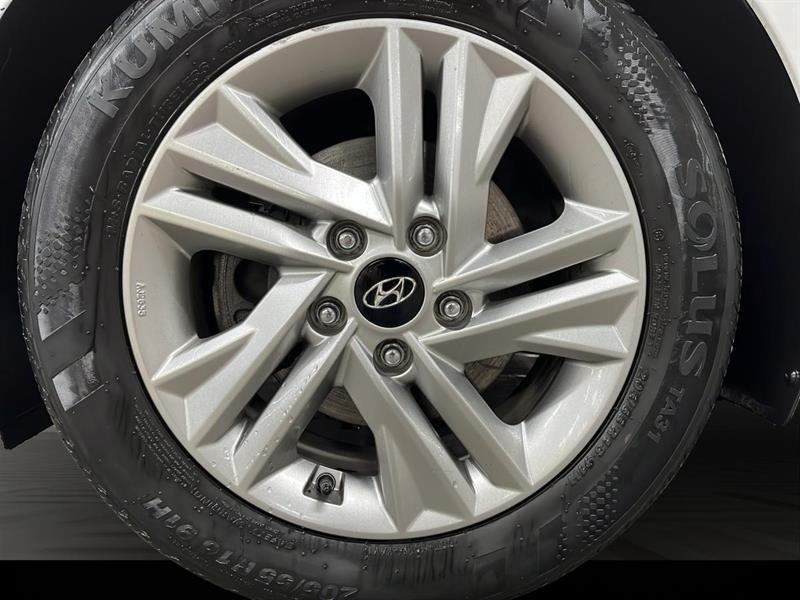 hyundai Elantra 2020 - 16