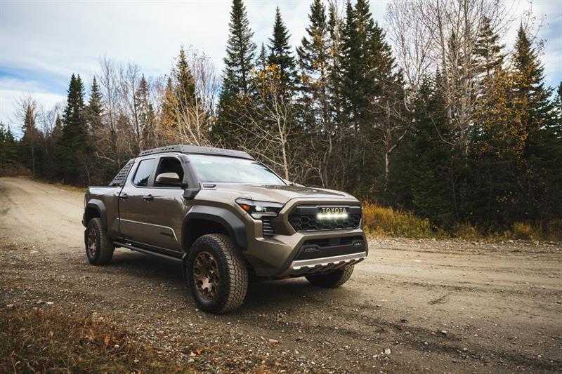toyota Tacoma Hybrid 2025
