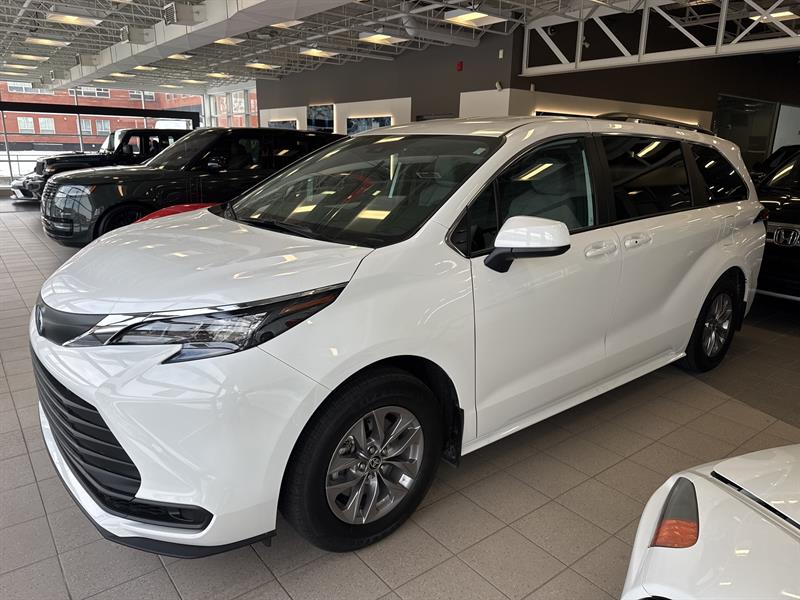 toyota Sienna 2025