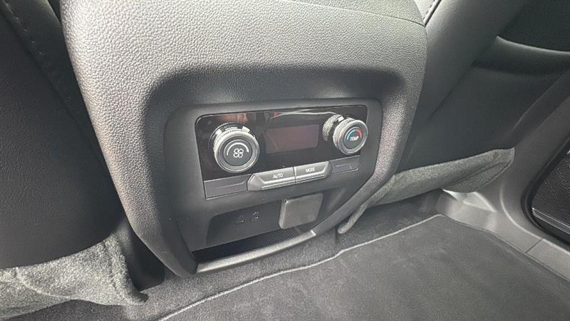 buick Enclave 2026 - 29