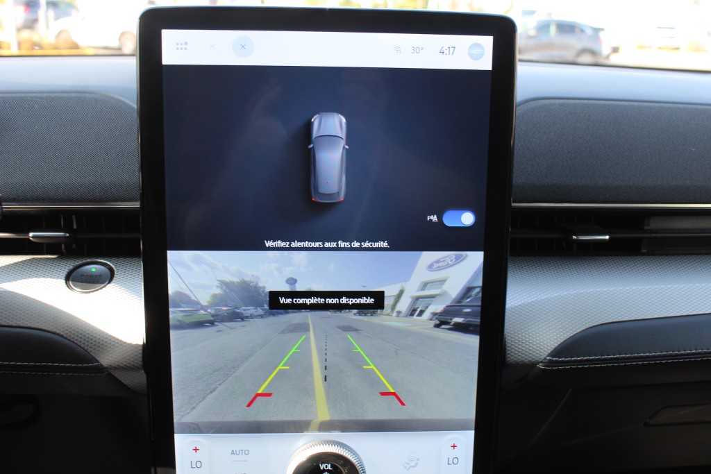 ford Mustang Mach-E 2022 - 25