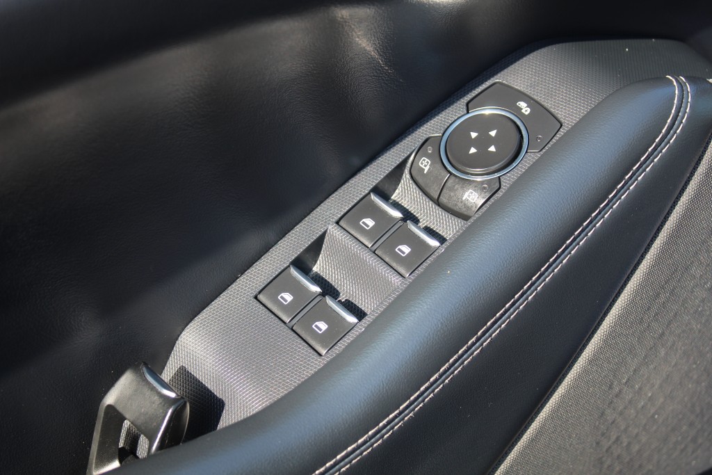 ford Mustang Mach-E 2022 - 28