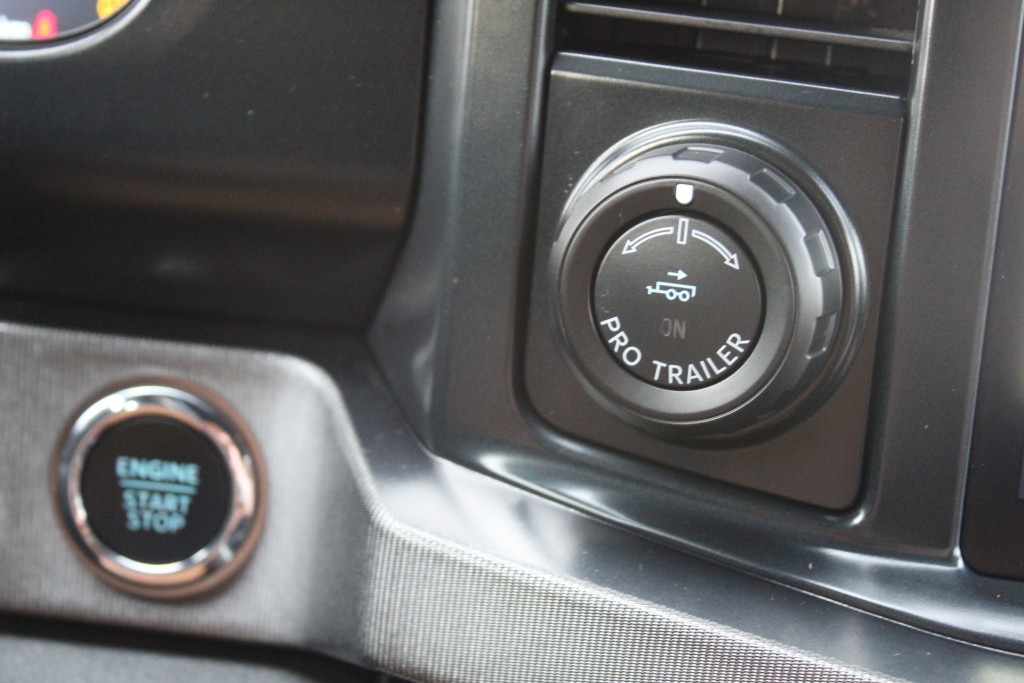 ford F-250 2023 - 28