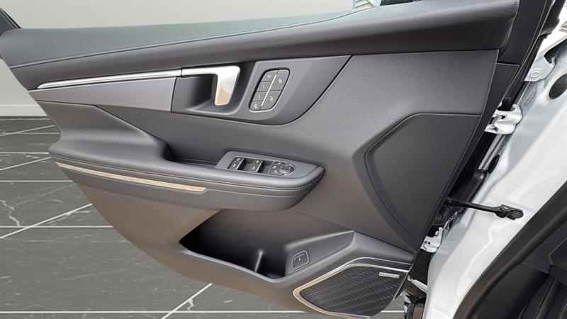 buick Enclave 2026 - 13