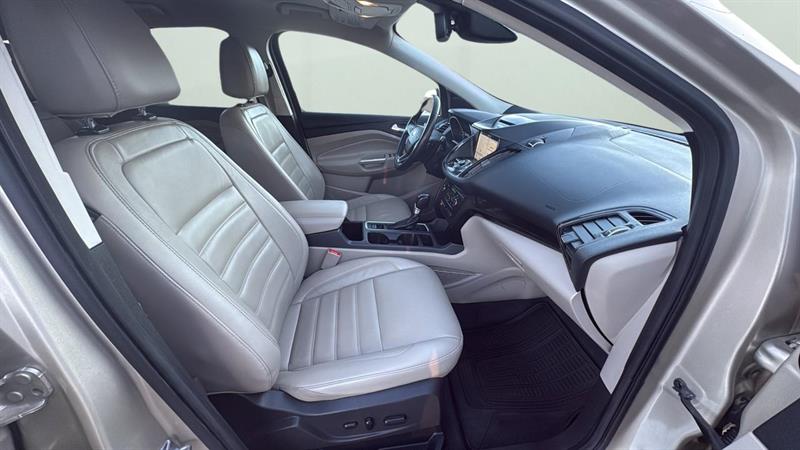 ford Escape 2017 - 23