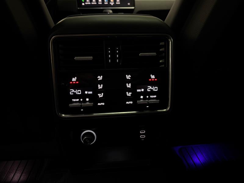 porsche Cayenne Coupe 2023 - 31