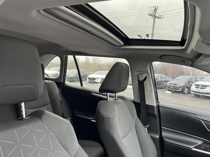 toyota RAV4 2022 - 6