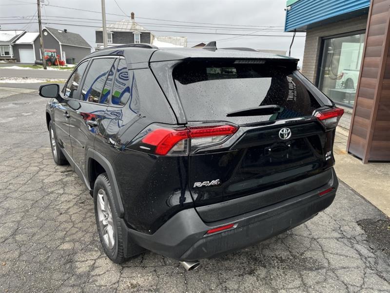 toyota RAV4 2022 - 18