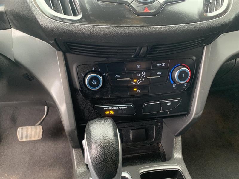 ford Escape 2017 - 12