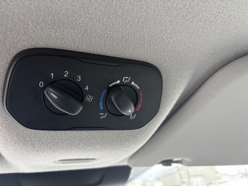 ford Transit fourgon tourisme 2017 - 15