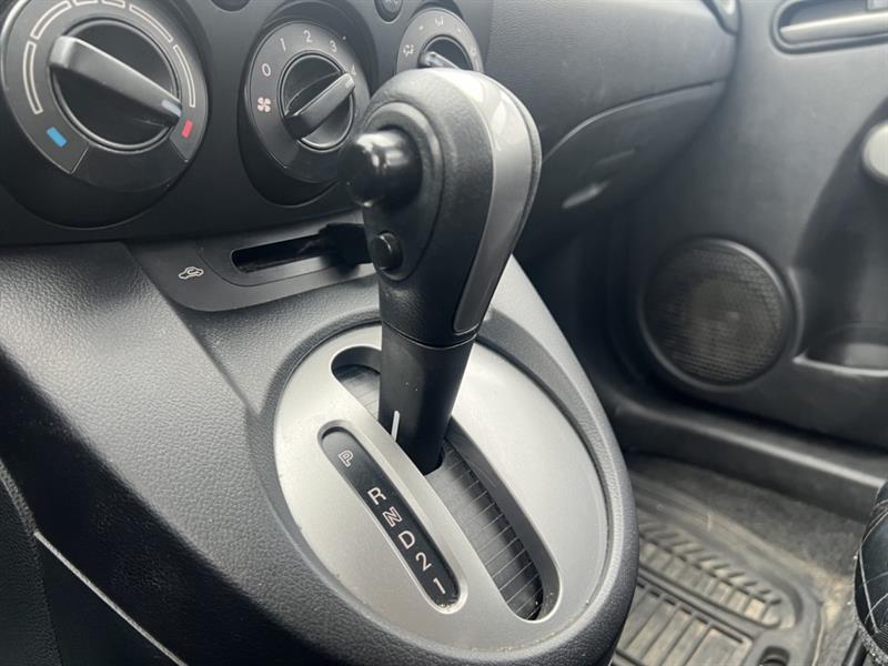 mazda Mazda2 2013 - 12