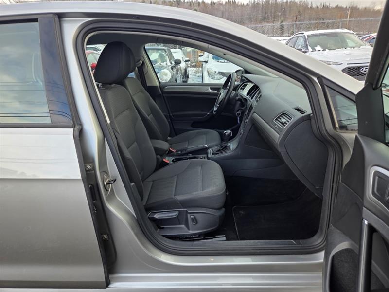 volkswagen Golf 2015 - 17