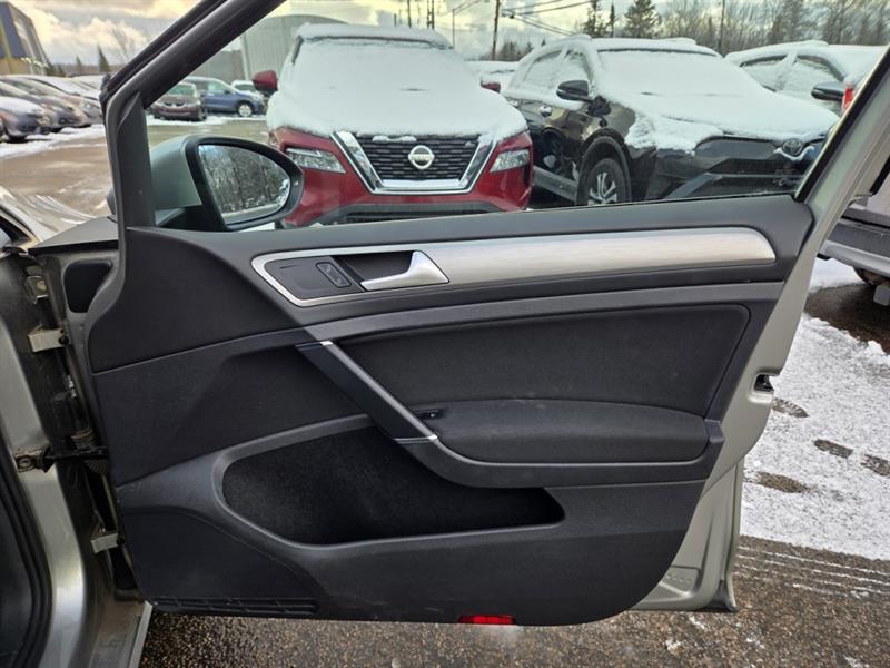 volkswagen Golf 2015 - 18