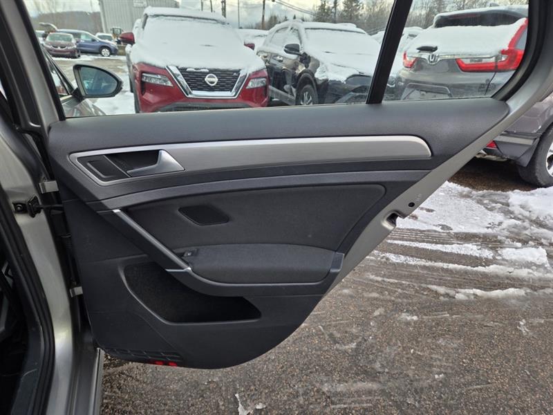 volkswagen Golf 2015 - 19