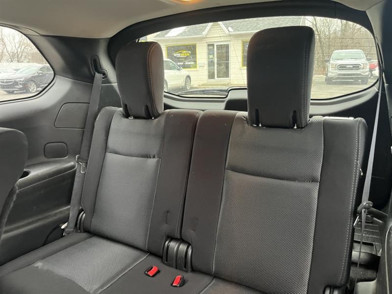 nissan Pathfinder 2018 - 18