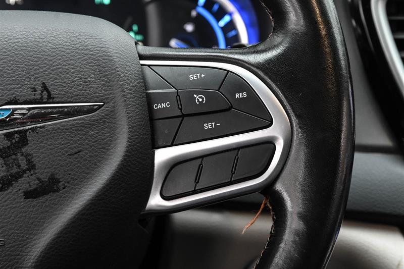 chrysler Pacifica Hybrid 2020 - 18