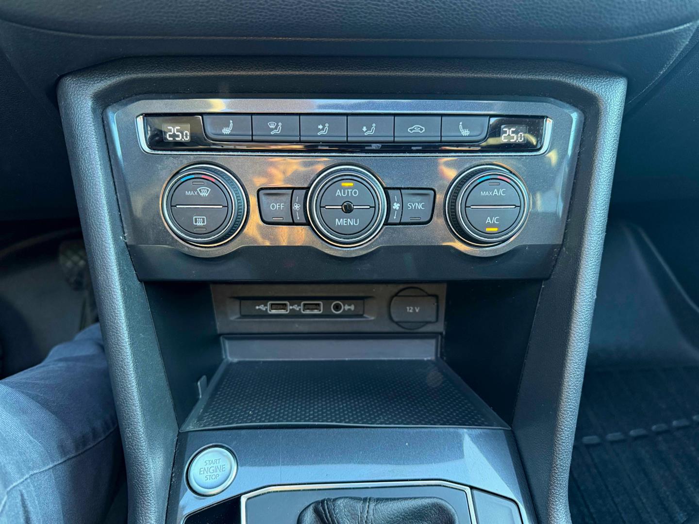 volkswagen Tiguan 2018 - 17