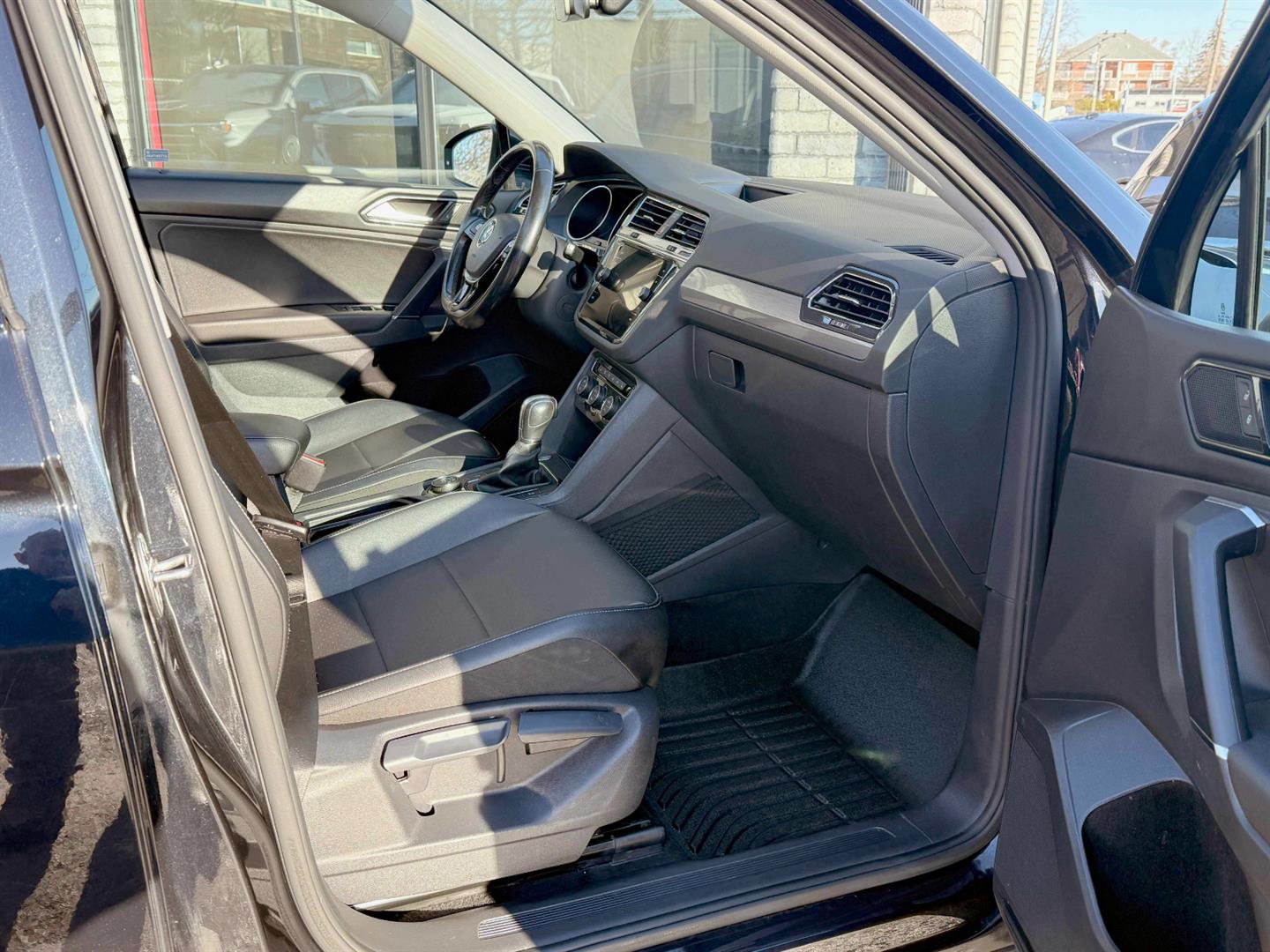 volkswagen Tiguan 2018 - 22