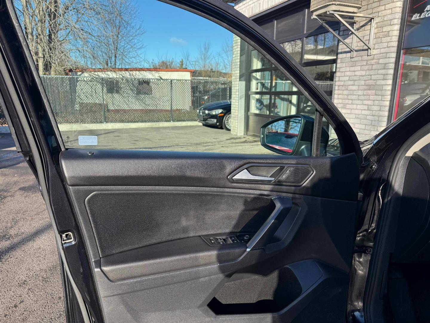 volkswagen Tiguan 2018 - 24