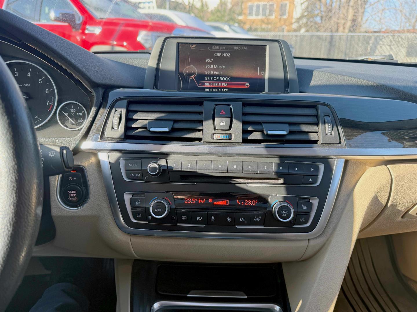 bmw Série 3 2015 - 20