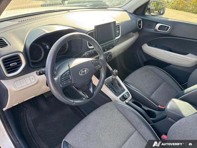 hyundai Venue 2022 - 16