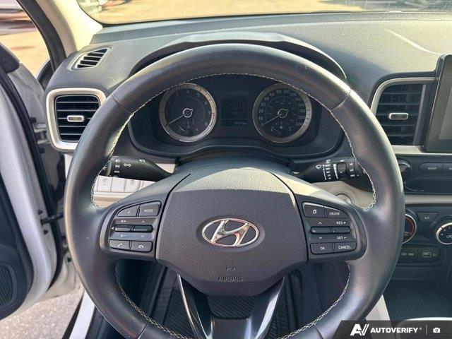 hyundai Venue 2022 - 17