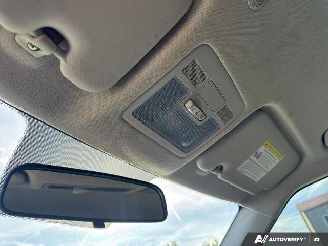 hyundai Venue 2022 - 24