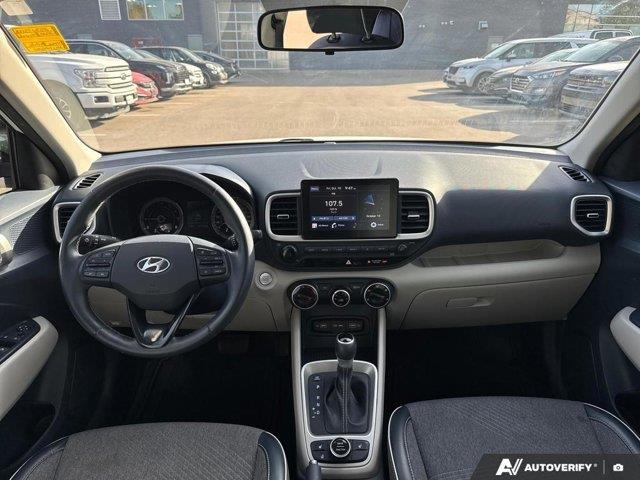 hyundai Venue 2022 - 27
