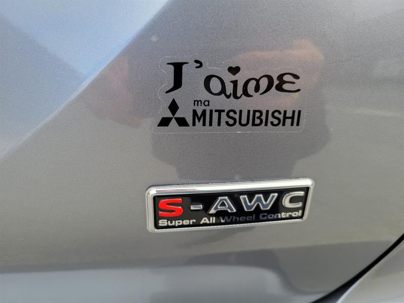 mitsubishi Outlander 2022 - 12