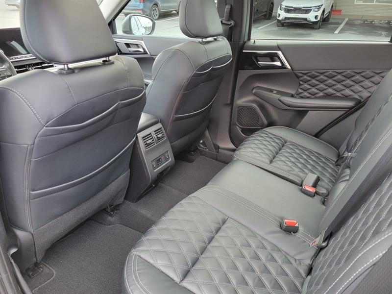 mitsubishi Outlander 2022 - 20