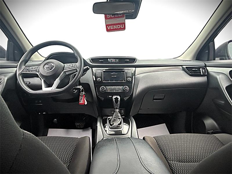 nissan Qashqai 2021 - 23