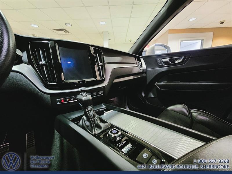 volvo XC60 2019 - 14