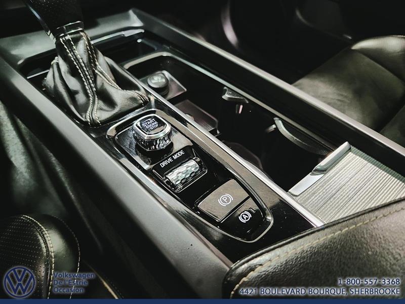 volvo XC60 2019 - 16