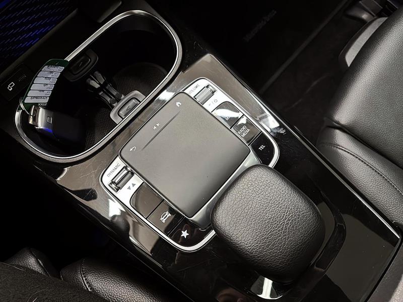 mercedes-benz A-Class 2020 - 18