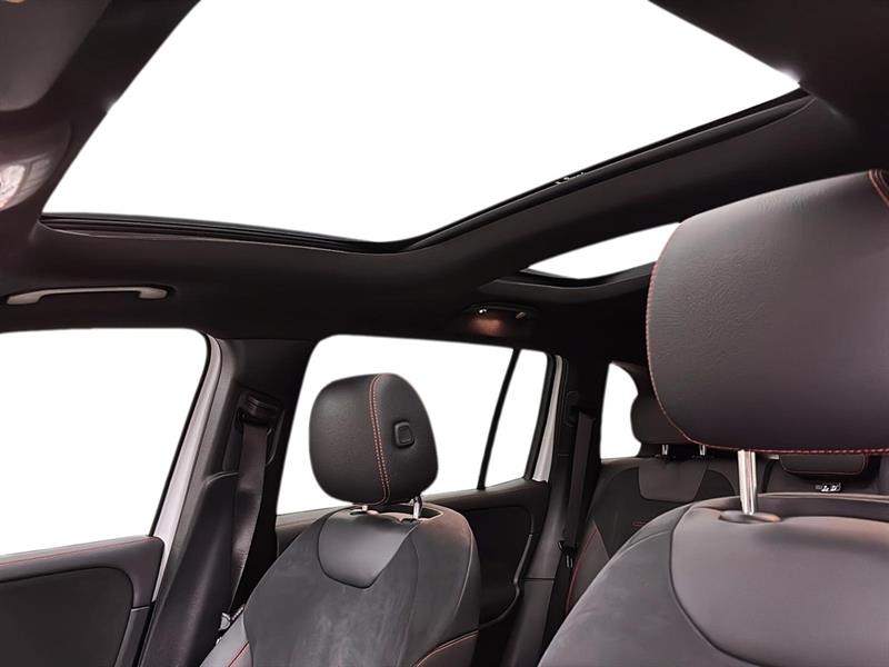 mercedes-benz GLB 2022 - 11