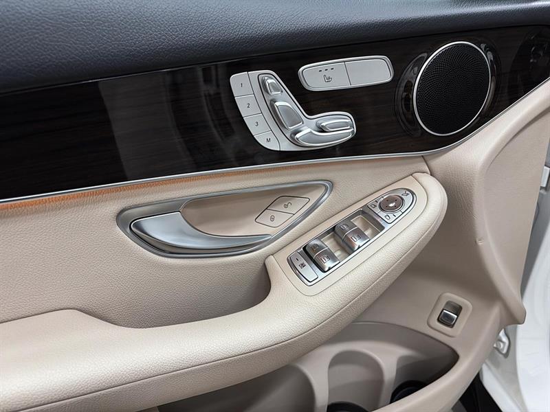 mercedes-benz GLC 2019 - 8