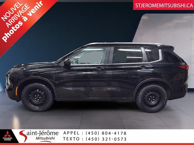 mitsubishi Outlander 2022 - 3