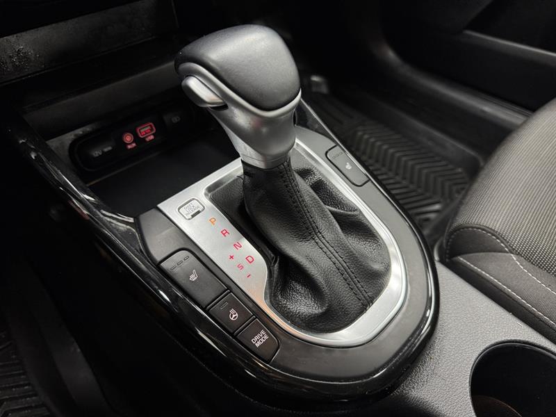 hyundai Elantra 2020 - 29